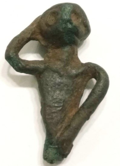 Bronzová soška