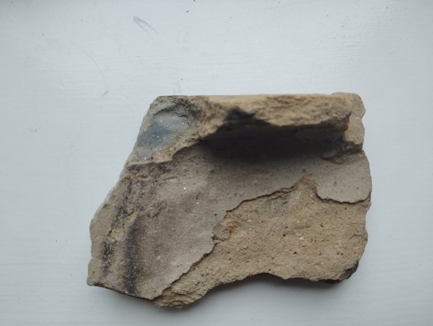 Fragment kachlových kamen?