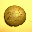 Arzenbronzový knoflíček s koníkem