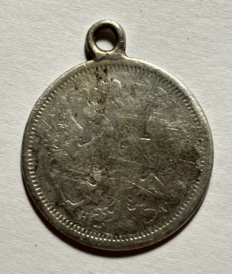 Stříbrný přívěsek z mince