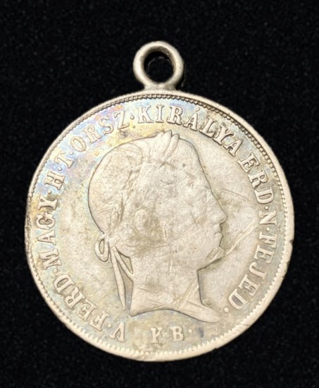 Přívěsek z mince (20 Krajczár Ferdinand V.)