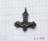 Bronzový křížek s Ježíšem