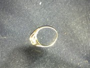 Zlatý prsten nalezen na objednávku