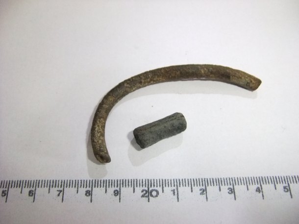 Bronzové fragmenty