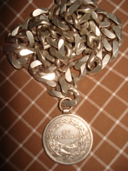 Medaile za statečnost .