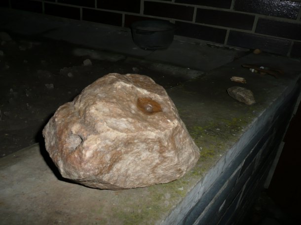 Kamený meteorit?