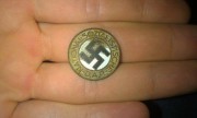 Artefakt (nacistický odznáček)