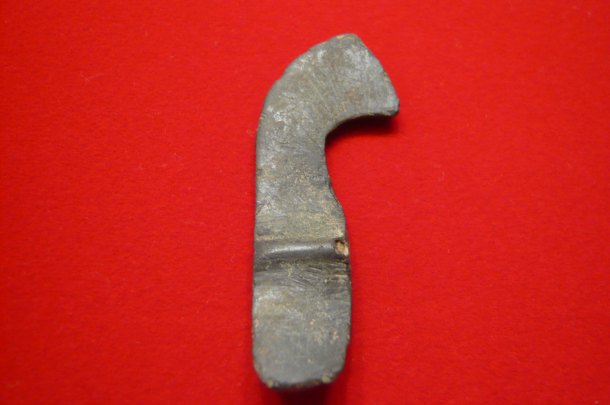 Fragment bronzové spony