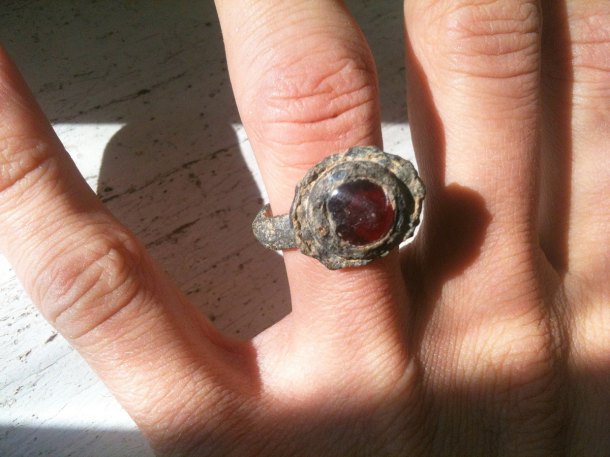 Krásný starý prsten