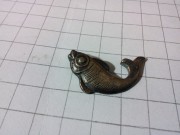Bronzová rybiška z pola