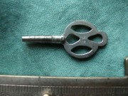 Klíček k cibulím mezitrámovej.