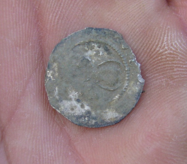 Mince nalezená detektorem kovů