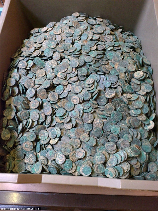 Nálezy mincí pomocí detektorů kovů