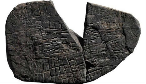 Mapa doby kamenné? Zvláštní kámen plete hlavy vědcům a odborníkům