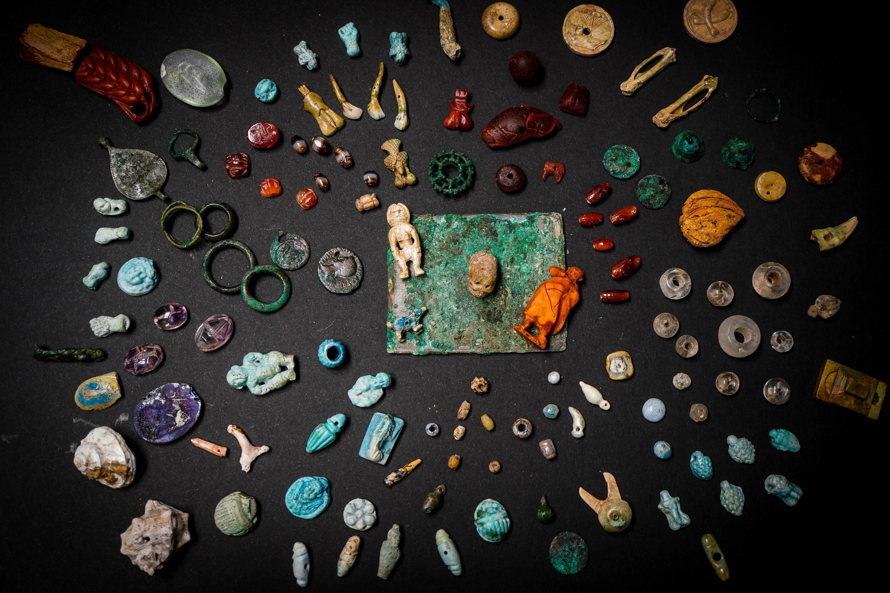 Archeologové našli v Pompejích truhlu „čarodějky“