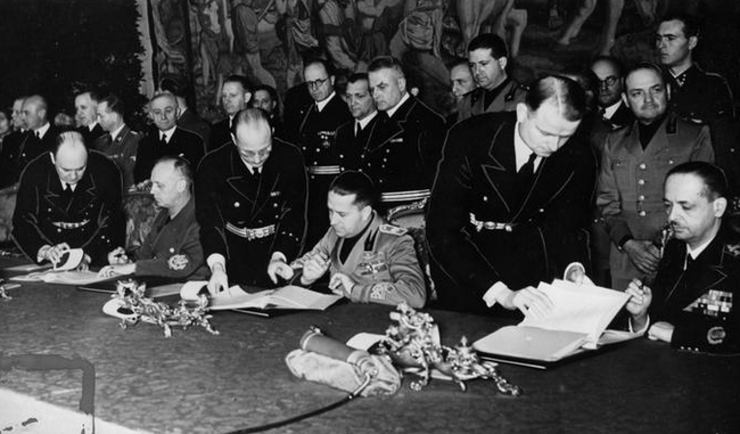 11.12. 1941 Germany and Italy declared war on the USA