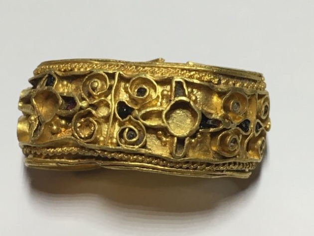 She inherited a detector and found two Anglo-Saxon objects worth half a million