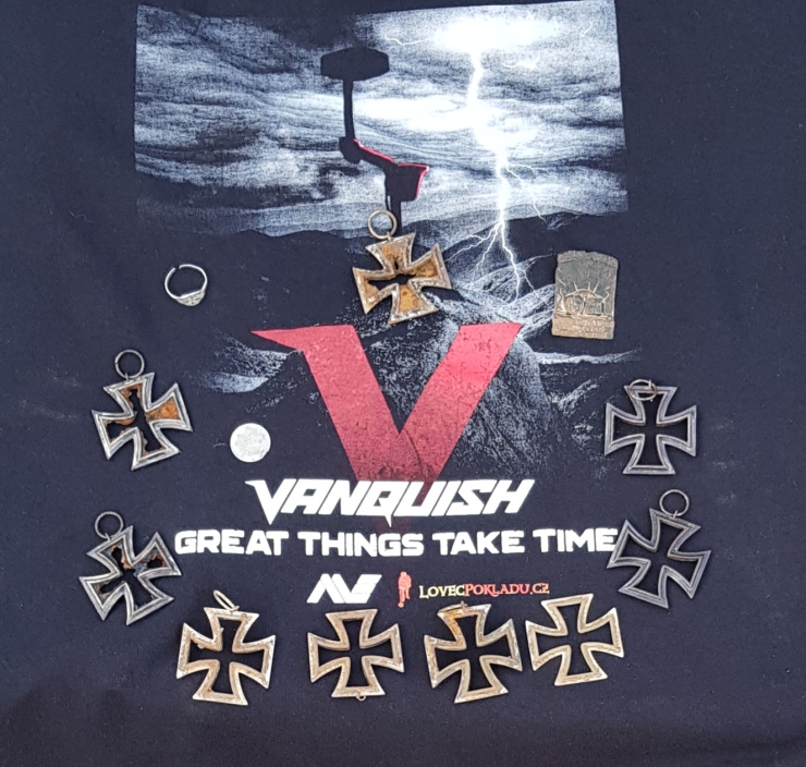 Nálezy detektorem kovů Vanquish