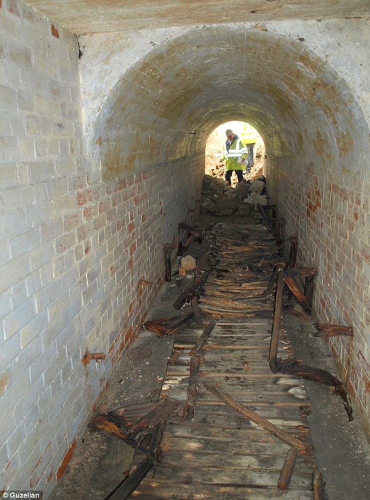 15. 6.2011 Pod Parkovištěm našli úkryt z druhé světové války