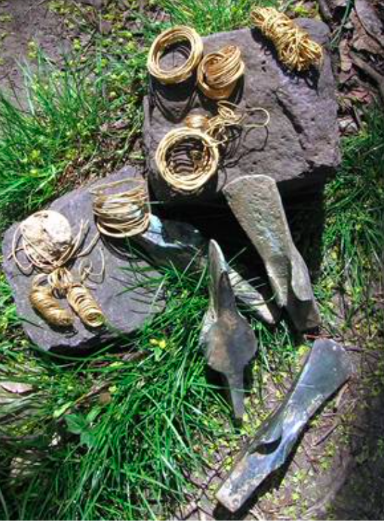 22. 4. 2007 Student našel 3300 let starý poklad