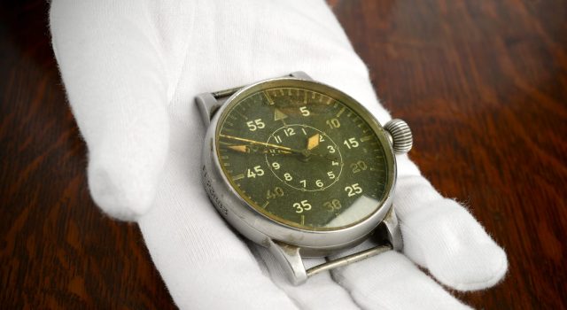 Luftwaffe pilot's watch on sale for 200,000