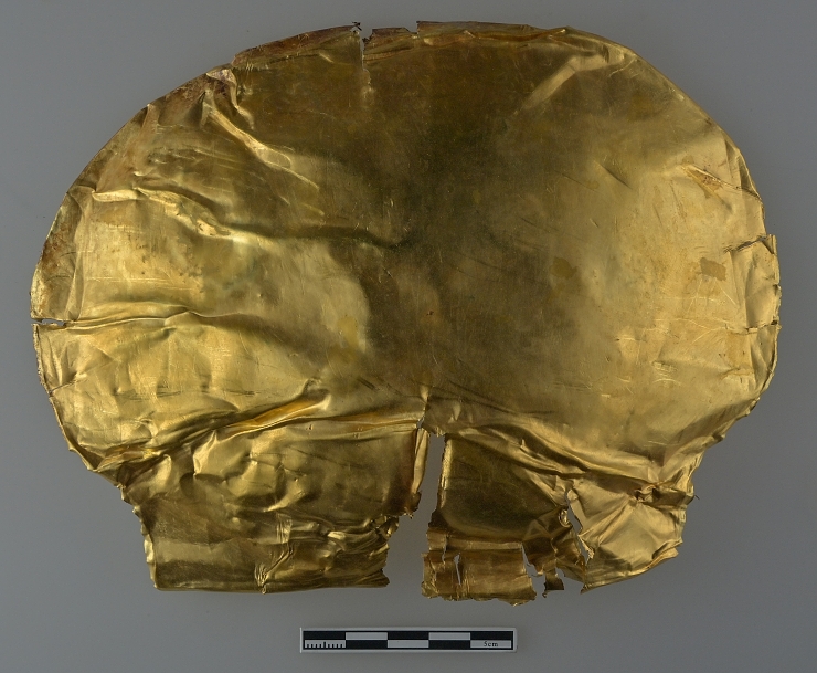 Extremely valuable gold mask pushes knowledge of China's history