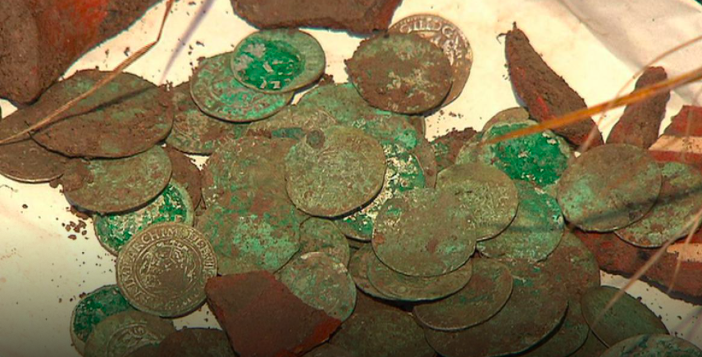 30. 11. 2012 Jílovský poklad obsahoval 3662 mincí