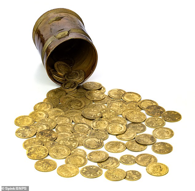 264 zlatých mincí pod podlahou