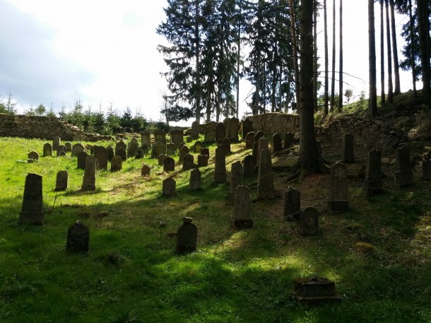 Bývalý Židovský hřbitov - Úbočí