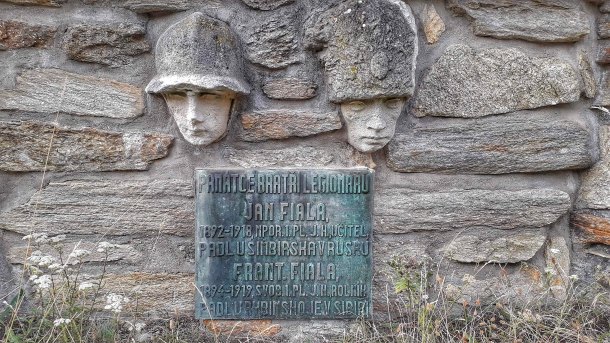 Pomník Obětem 1. a 2. světové války