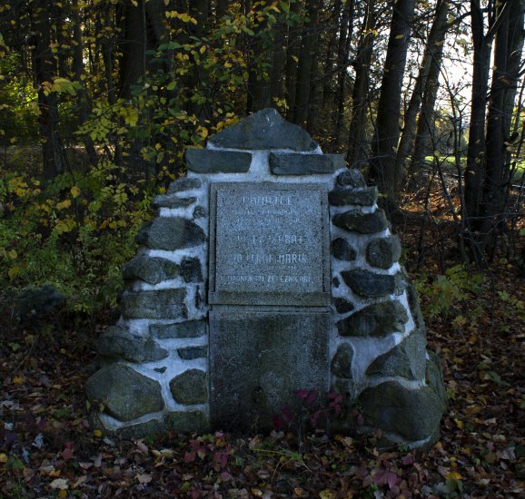 Pomník Pražák 1944